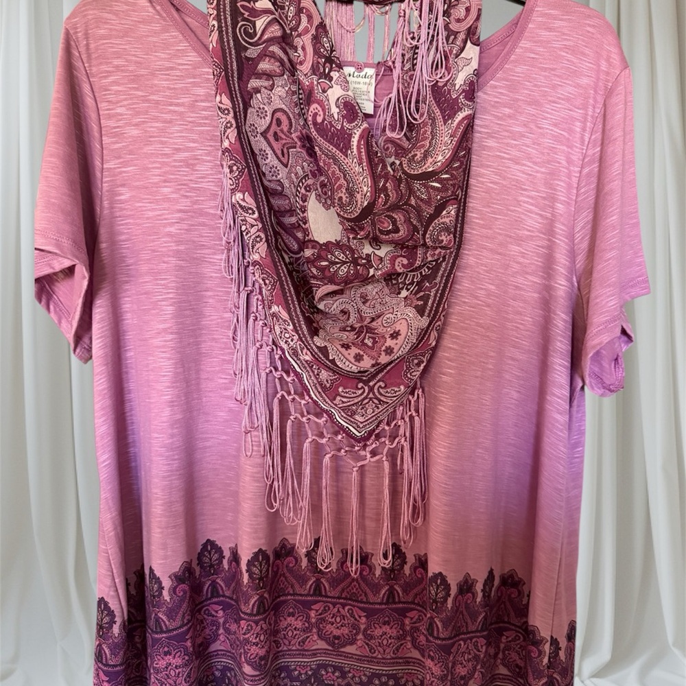 Moda Women’s Rose & Purple blouse w/matching designed detachable scarf Size 1XL